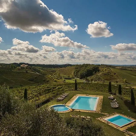 Corte In Poggio Séjour à la ferme Stabbia